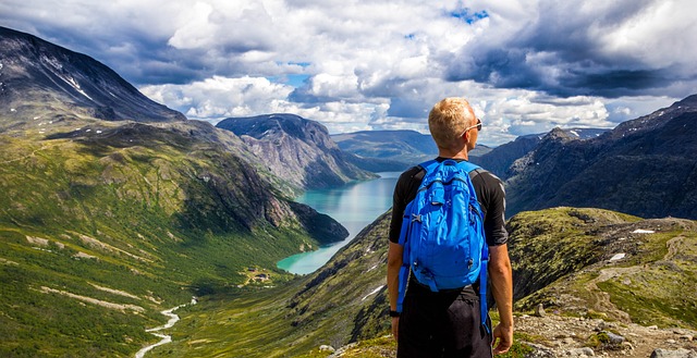 The Unmistakable Signs You're a True Backpacker
